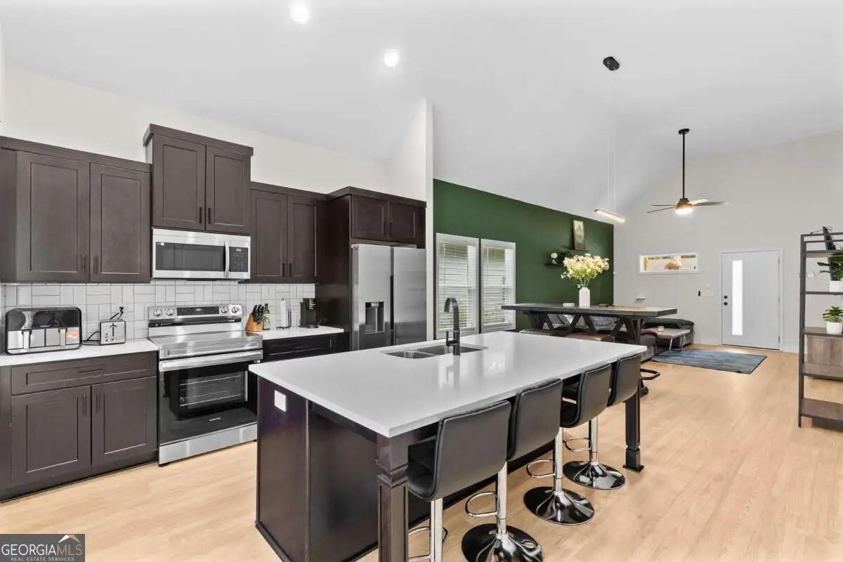 624 Robert Street Nw, Atlanta, GA 30318 - #1
