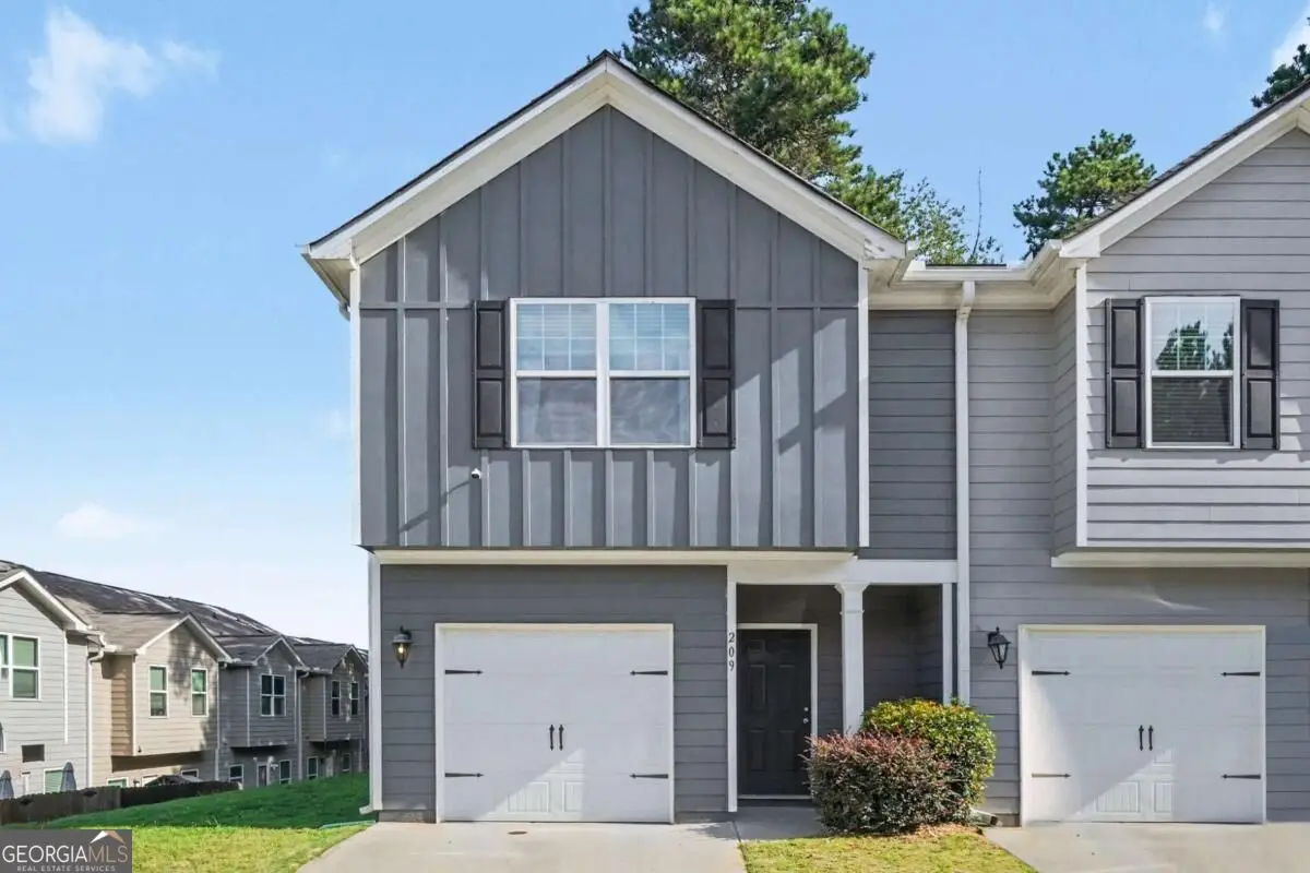 209 Highwood Lane, East Point, GA 30344 - #1