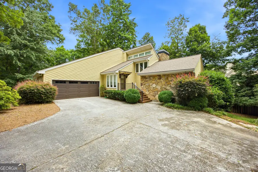 2990 Ascot Lane, Roswell, GA 30076 - #2
