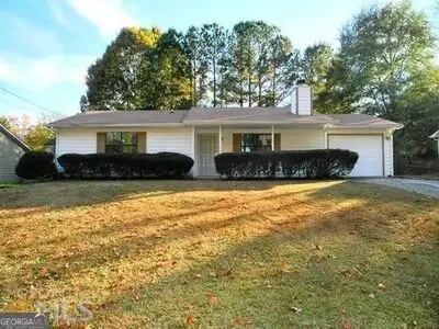 1077 Walnut Creek Lane, Jonesboro, GA 30238