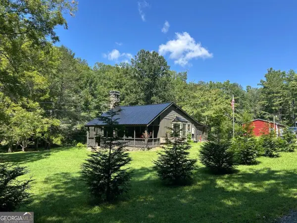 581 N Garrett Branch Road, Ellijay, GA 30536
