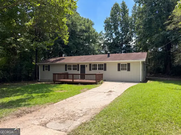 3704 Meadowview Drive, Lithia Springs, GA 30122