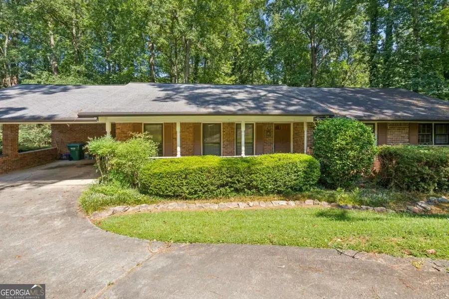 5813 Ohara Drive, Stone Mountain, GA 30087 - #2
