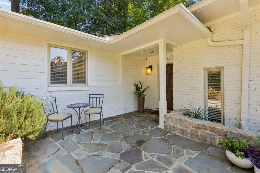 4091 Peachtree Dunwoody Road Ne, Atlanta, GA 30342 - #3