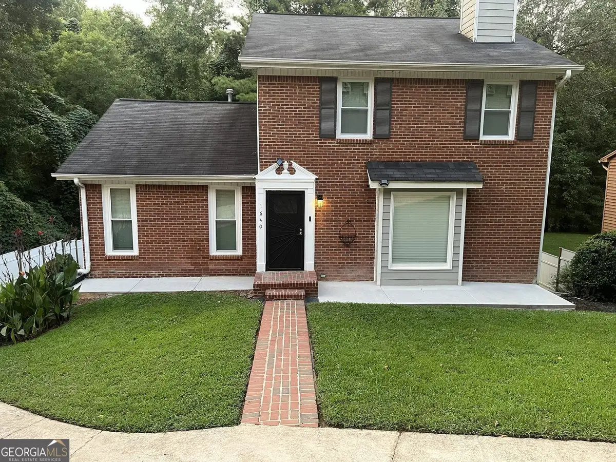 1640 Canberra Drive, Stone Mountain, GA 30088 - #1