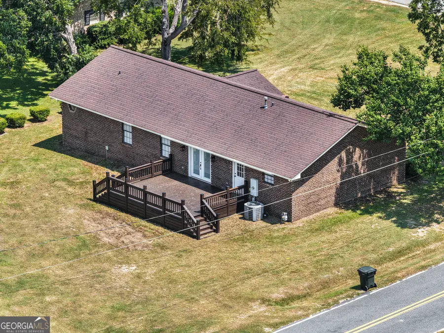 133 S Richardson Street, Mount Vernon, GA 30445 - #3