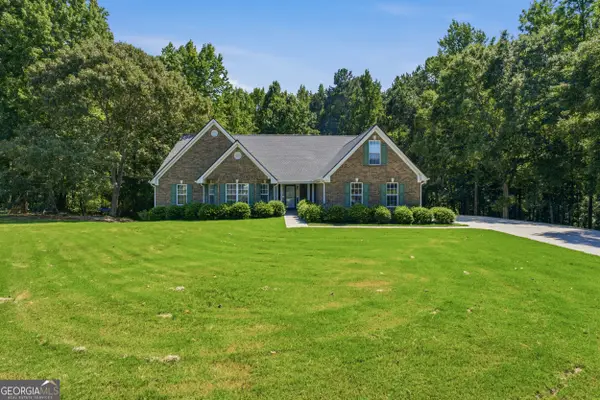 1611 Lake View Court, Loganville, GA 30052