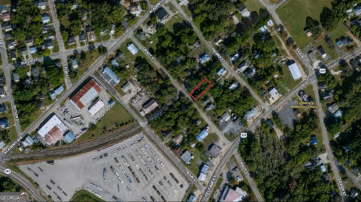 201 Grady Street, Dublin, GA 31021 - #1
