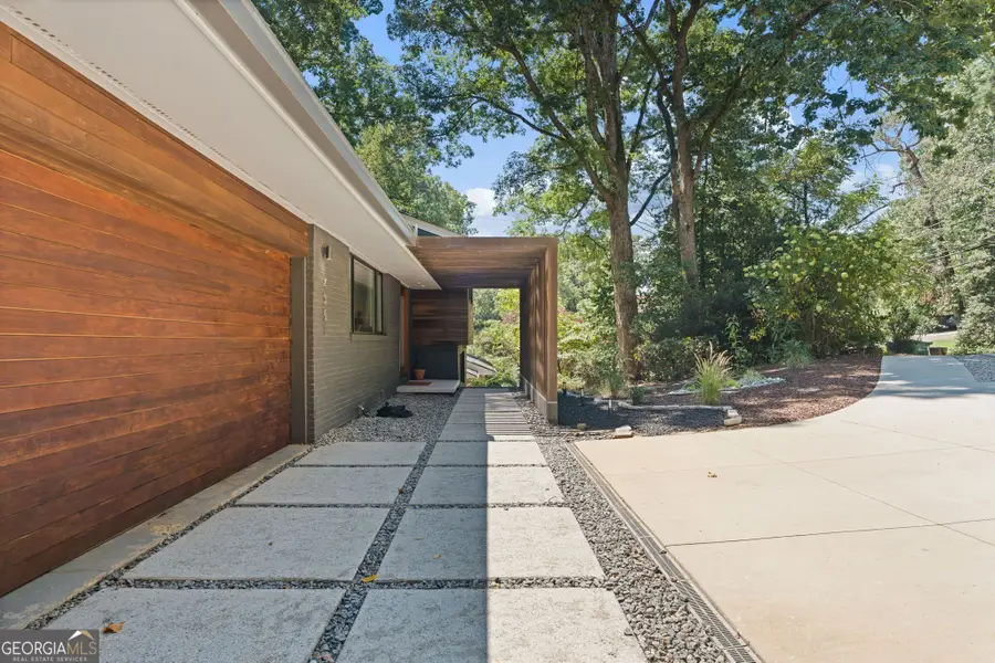 4351 Peachtree Dunwoody Road Ne, Atlanta, GA 30342 - #2