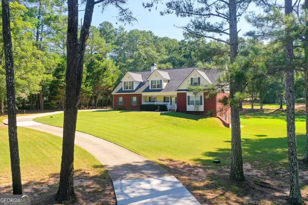 12 Dry Pond Rd, Covington, GA 30016