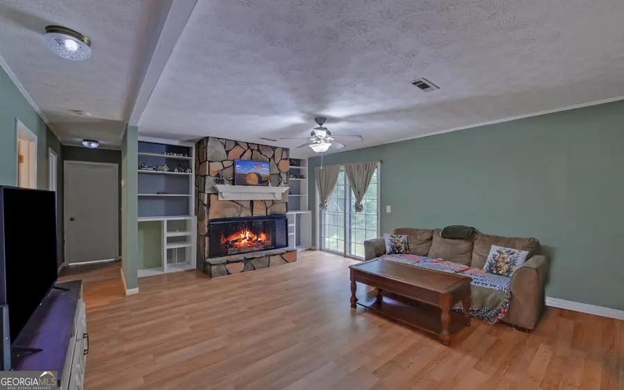 275 Sherwood Street, Toccoa, GA 30577 - #3