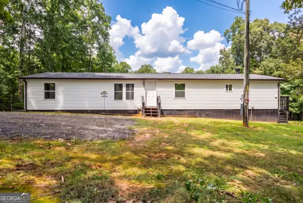115 Wildwood Trl, Cleveland, GA 30528