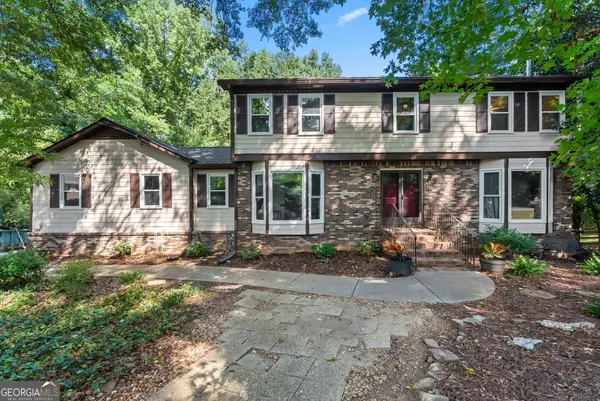 3824 Shawnee Run Sw, Lilburn, GA 30047
