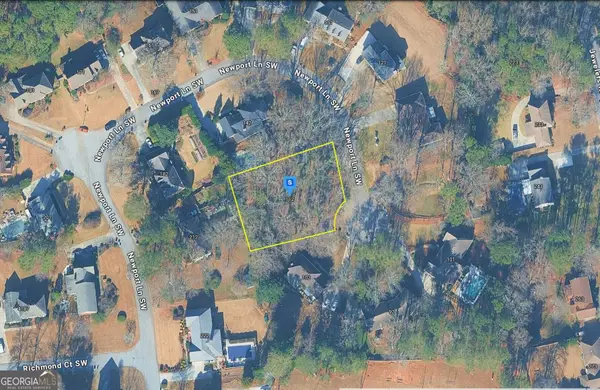 112 Newport Lane Sw, Lilburn, GA 30047