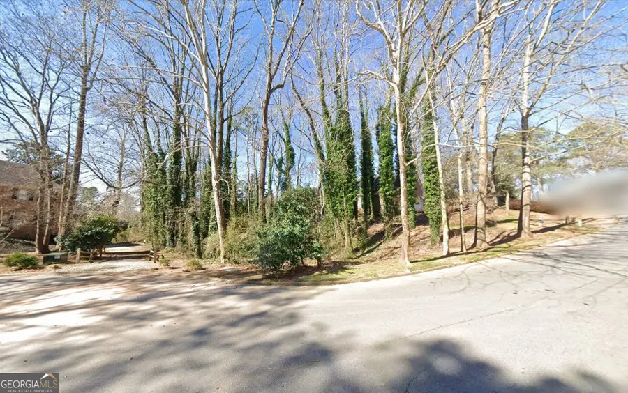 112 Newport Lane Sw, Lilburn, GA 30047 - #2