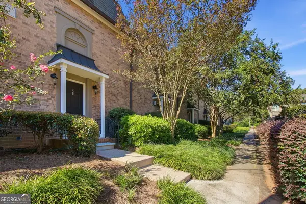 6980 Roswell Road #C5, Sandy Springs, GA 30328