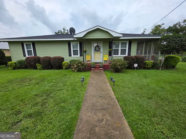 9 Pecan Drive, Hazlehurst, GA 31539