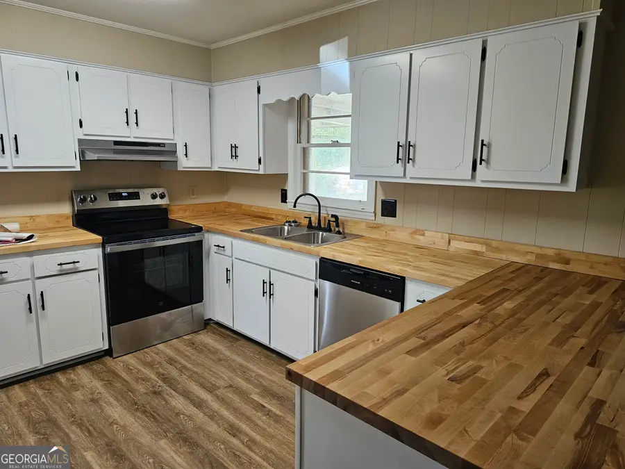 1715 Highland Avenue, Dublin, GA 31021 - #2