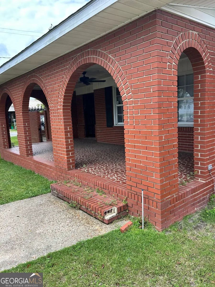 202 E 15th Street, Alma, GA 31510 - #3