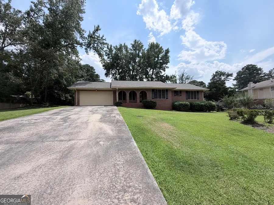 2305 Village Drive, Covington, GA 30016 - #2
