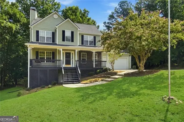 3241 Victoria Place Drive, Loganville, GA 30052