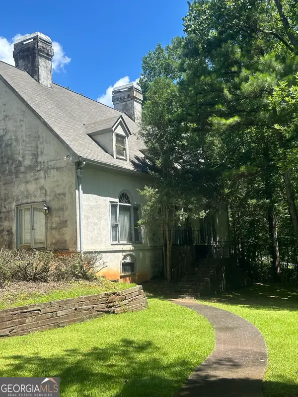 3719 Fairburn Road, South Fulton, GA 30331