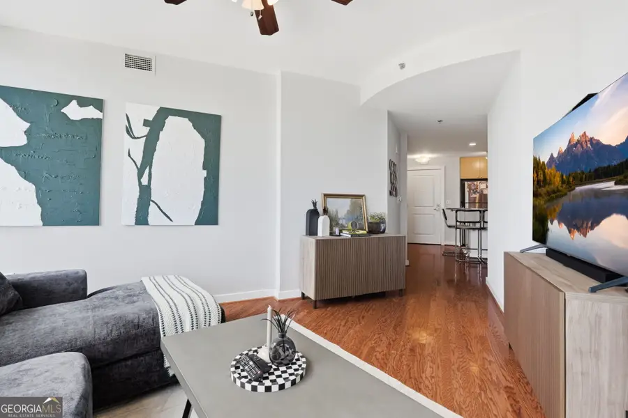 3338 Peachtree Road Ne #1804, Atlanta, GA 30326 - #3