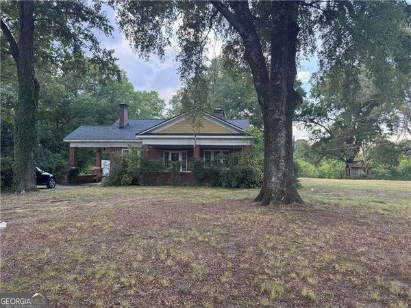 523 Old Tennessee Highway Ne, White, GA 30184