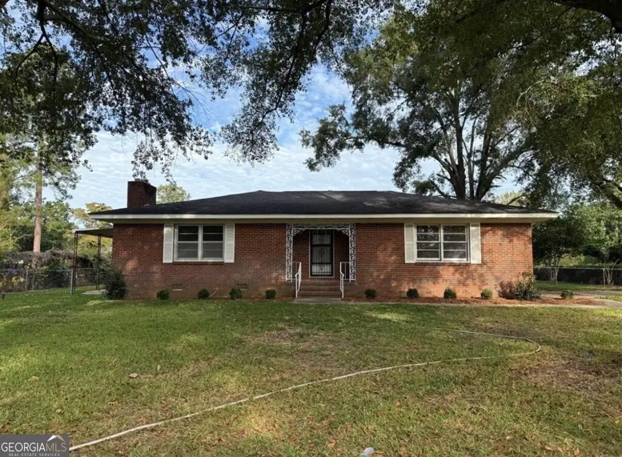 412 Roberson Street, Dublin, GA 31021 - #2