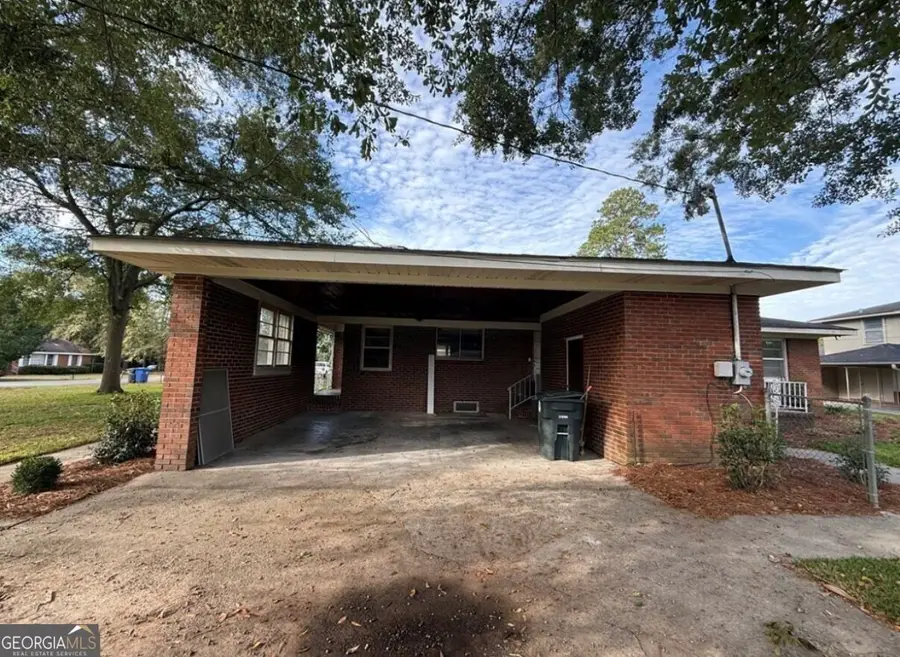 412 Roberson Street, Dublin, GA 31021 - #3