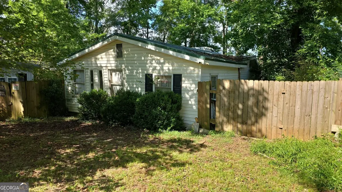143 Weavers Lake Front Road, Jackson, GA 30233 - #1