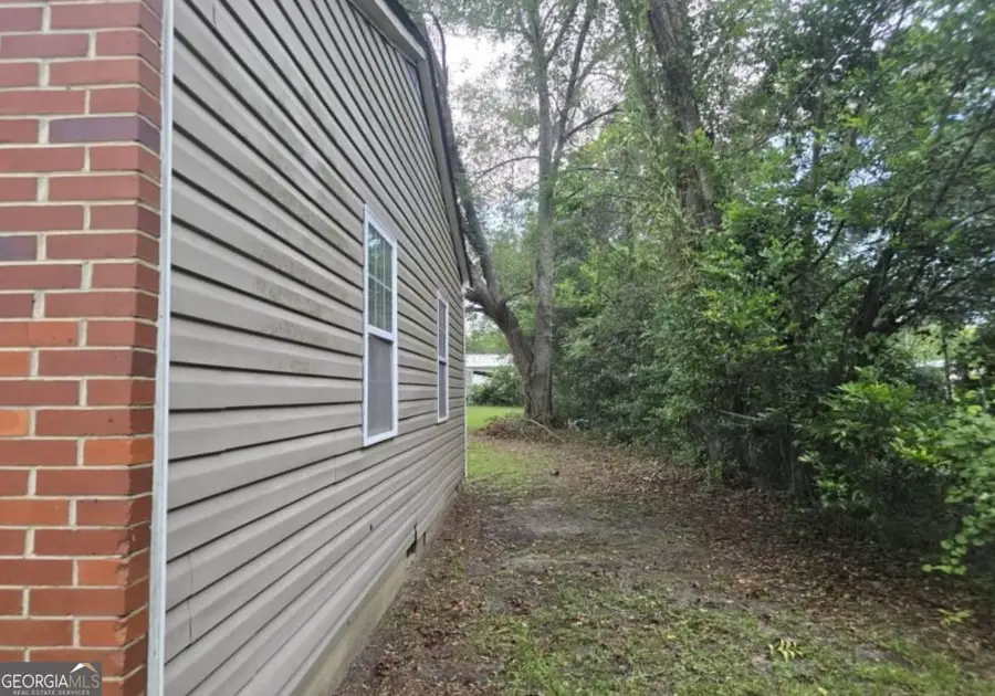 64 Henry Street, Camilla, GA 31730 - #3