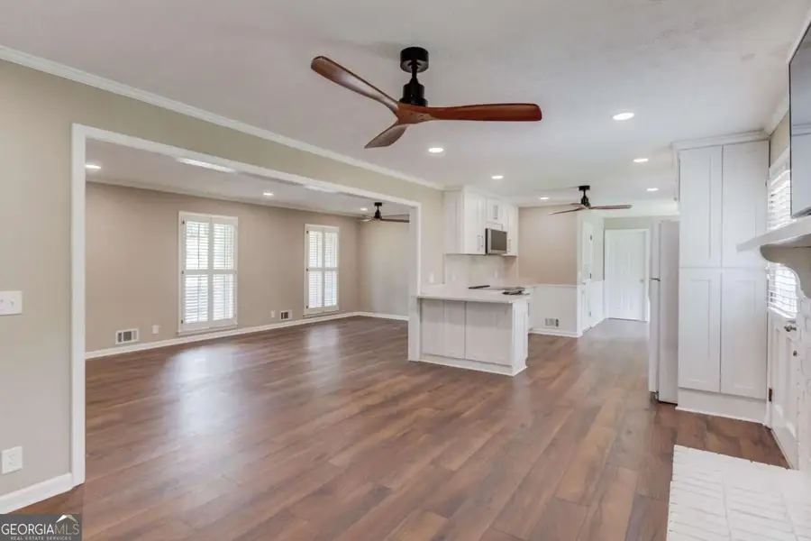 4461 S Roberts Drive, Sugar Hill, GA 30518 - #3