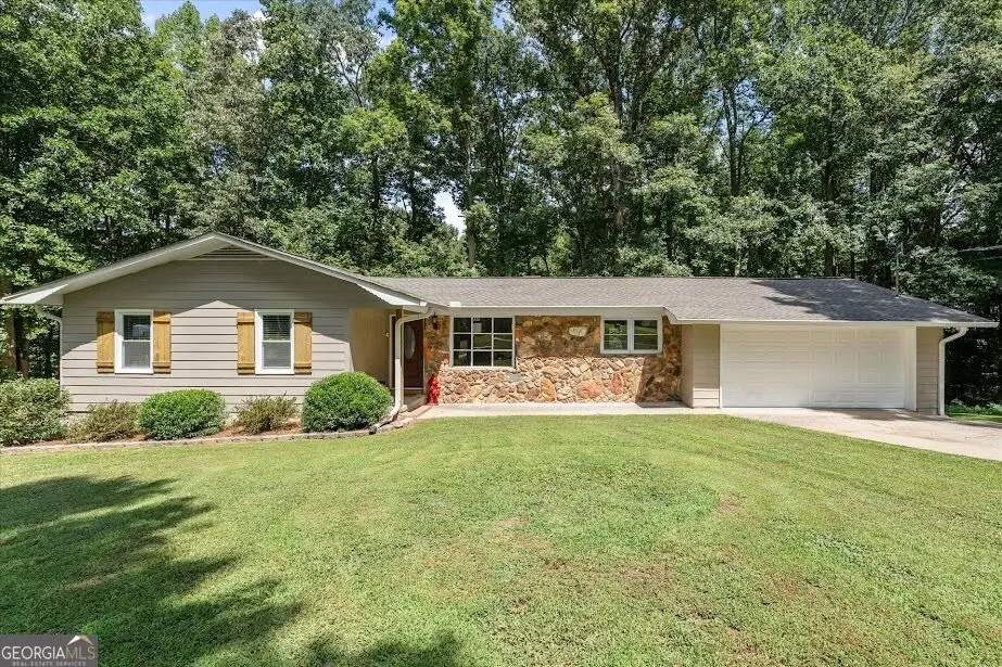 215 Eldorado Drive, Carrollton, GA 30116 - #1