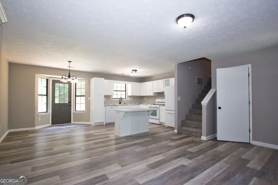 4685 Barnes Court, Loganville, GA 30052 - #3