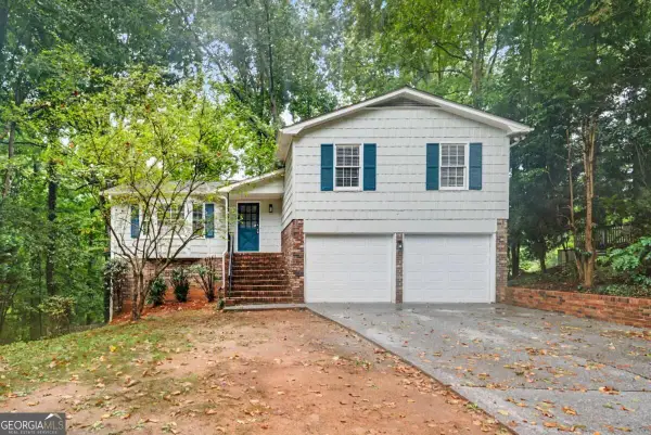 4732 Hickory Court Sw, Lilburn, GA 30047