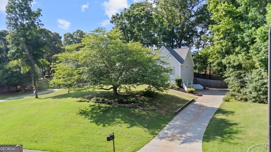 1086 Fieldstone Drive, Canton, GA 30114 - #2