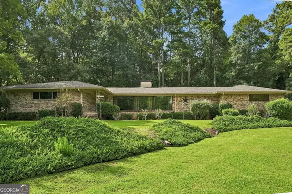 245 Plantation Road, Fayetteville, GA 30214