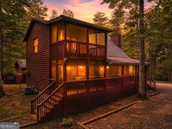105 Blackberry Falls Court, Ellijay, GA 30536