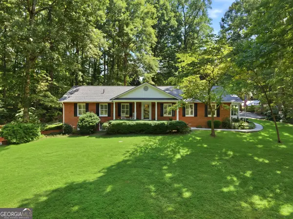 2306 E Cherokee Drive, Woodstock, GA 30188