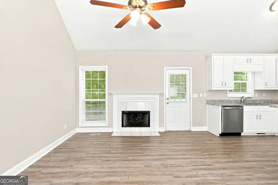4876 Hunt Club Drive, Flowery Branch, GA 30542 - #3