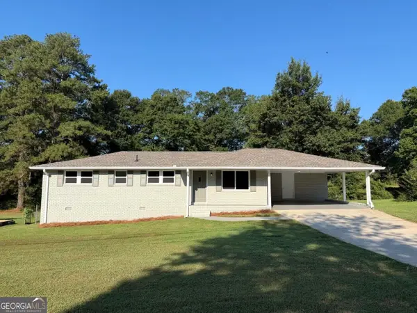 65 W Meadowcliff Circle, Carrollton, GA 30116