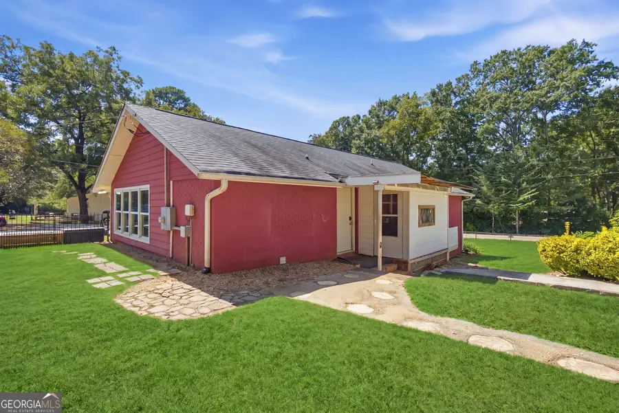 116 Smith Street, Locust Grove, GA 30248 - #2