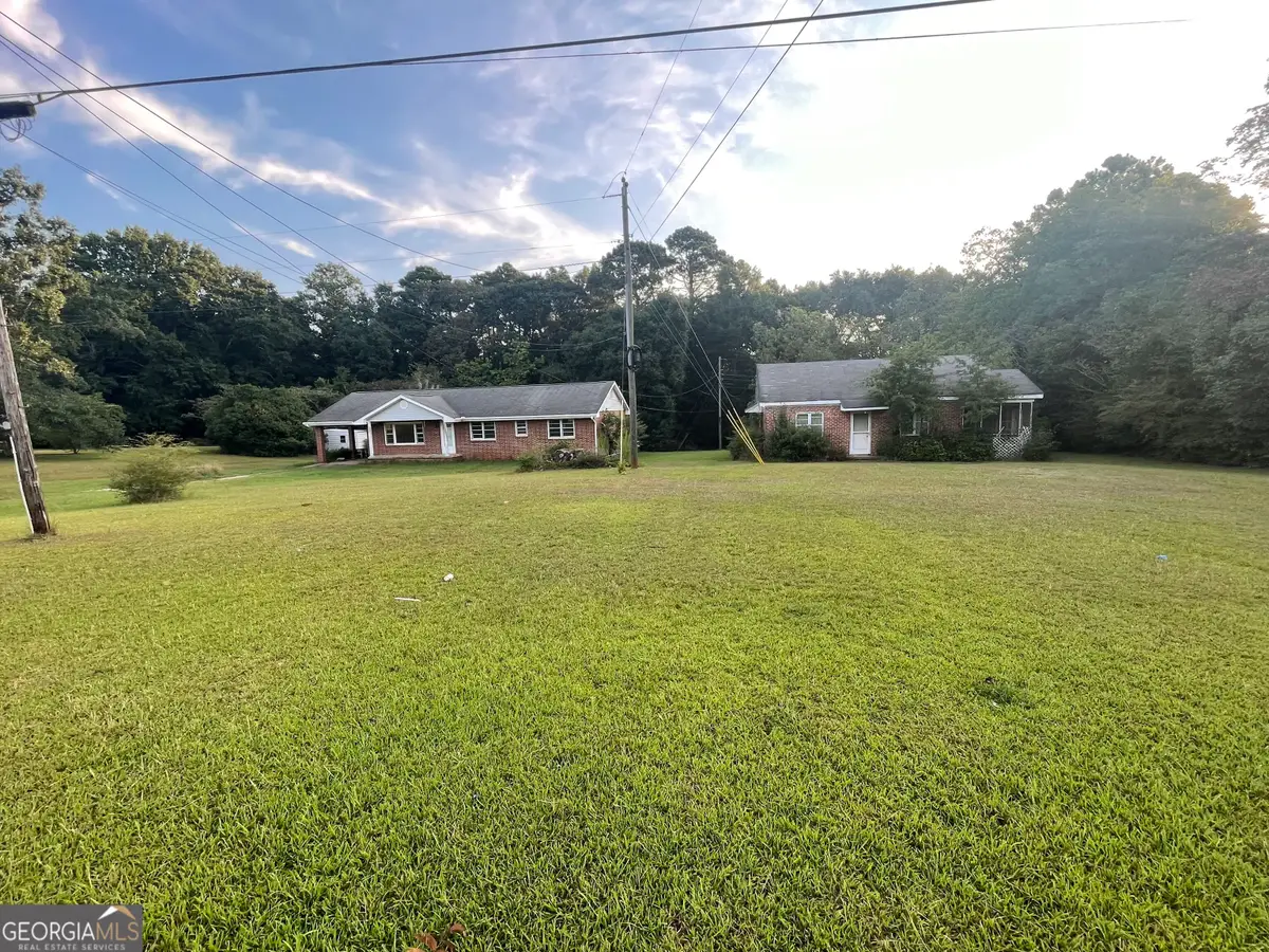 541 Highway 18 W, Barnesville, GA 30204 - #1