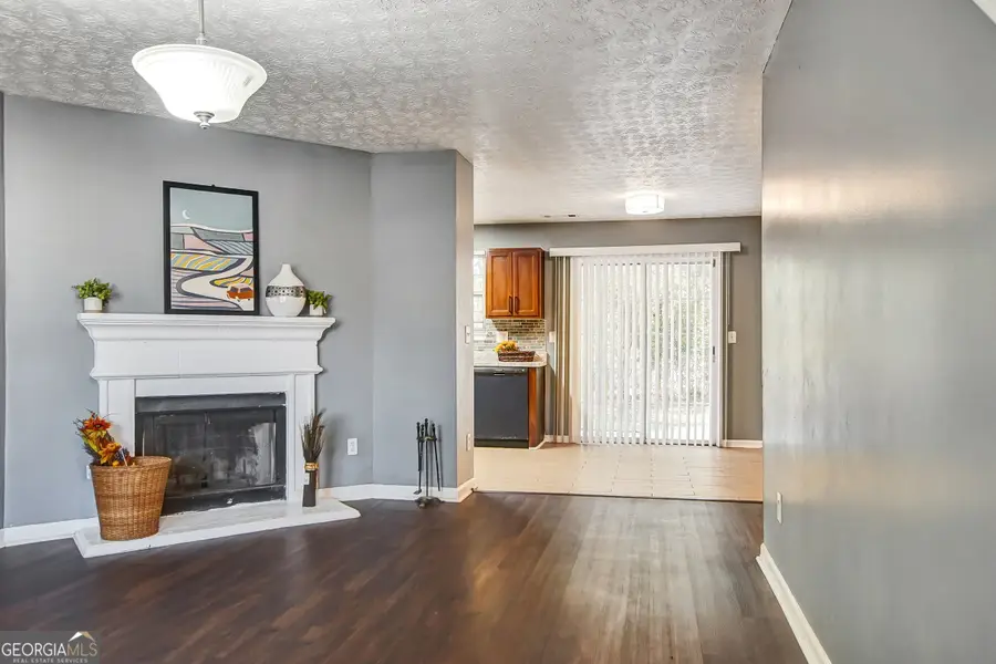 4251 Chestnut Lake Avenue, Lithonia, GA 30038 - #3