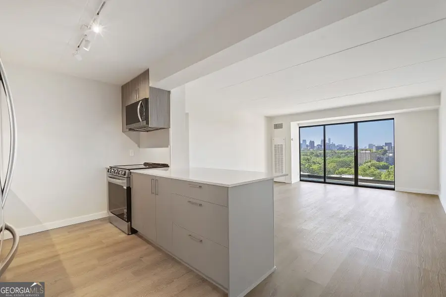 2460 Peachtree Road Ne #512, Atlanta, GA 30305 - #2