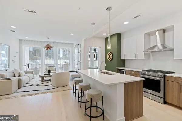 775 Juniper Street Ne #107, Atlanta, GA 30308