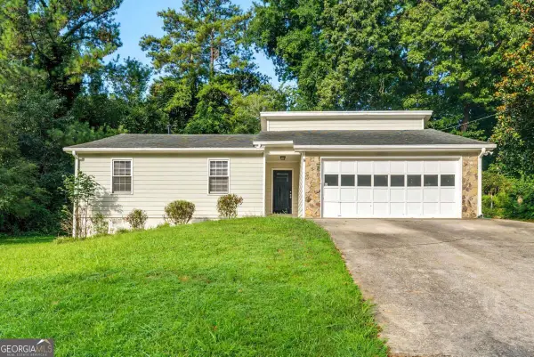 654 Village Creek Drive Sw, Lilburn, GA 30047