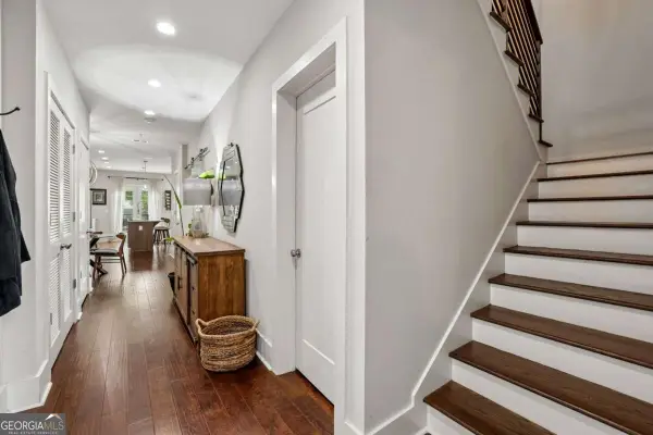 307 Canton Way, Roswell, GA 30075