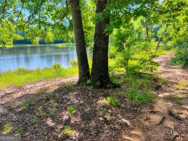 255 Hanson Drive, Lagrange, GA 30240
